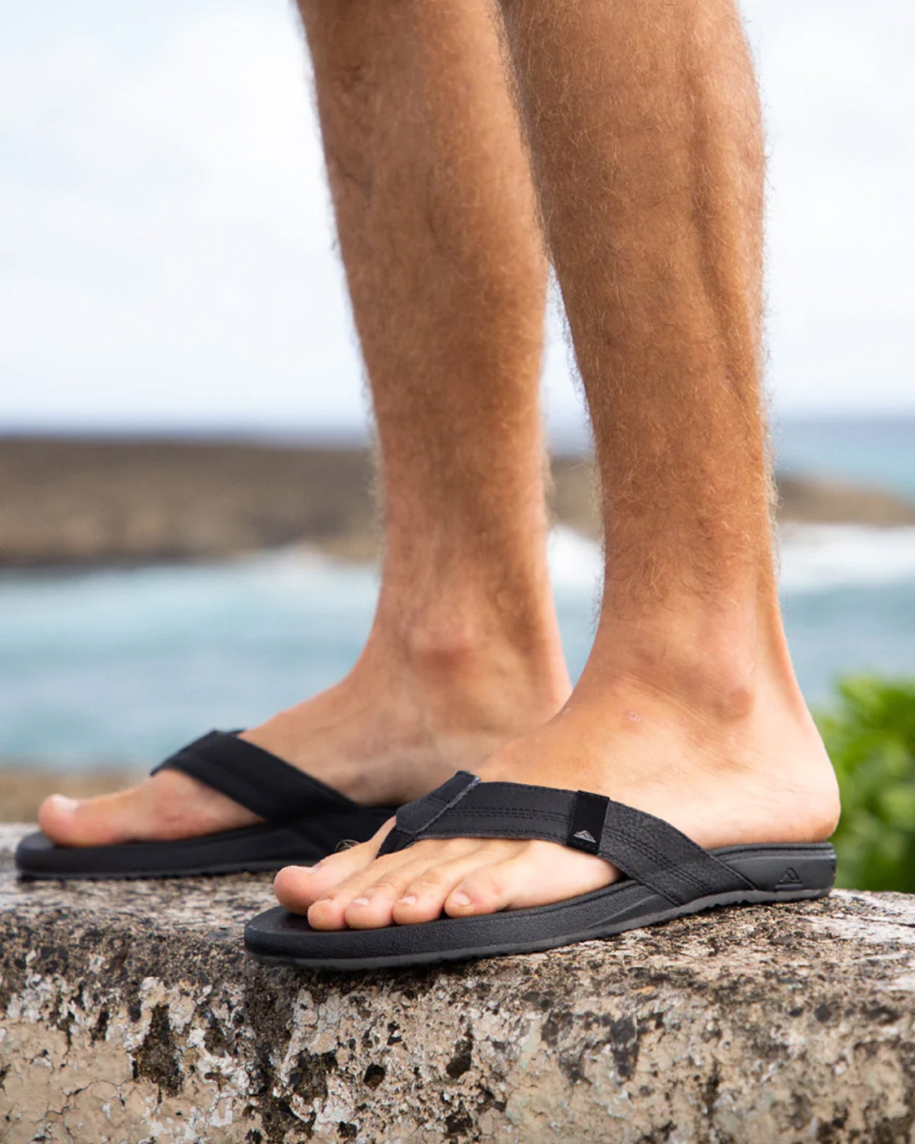 REEF CUSHION BOUNCE Sandal Black CJ4346 - View1