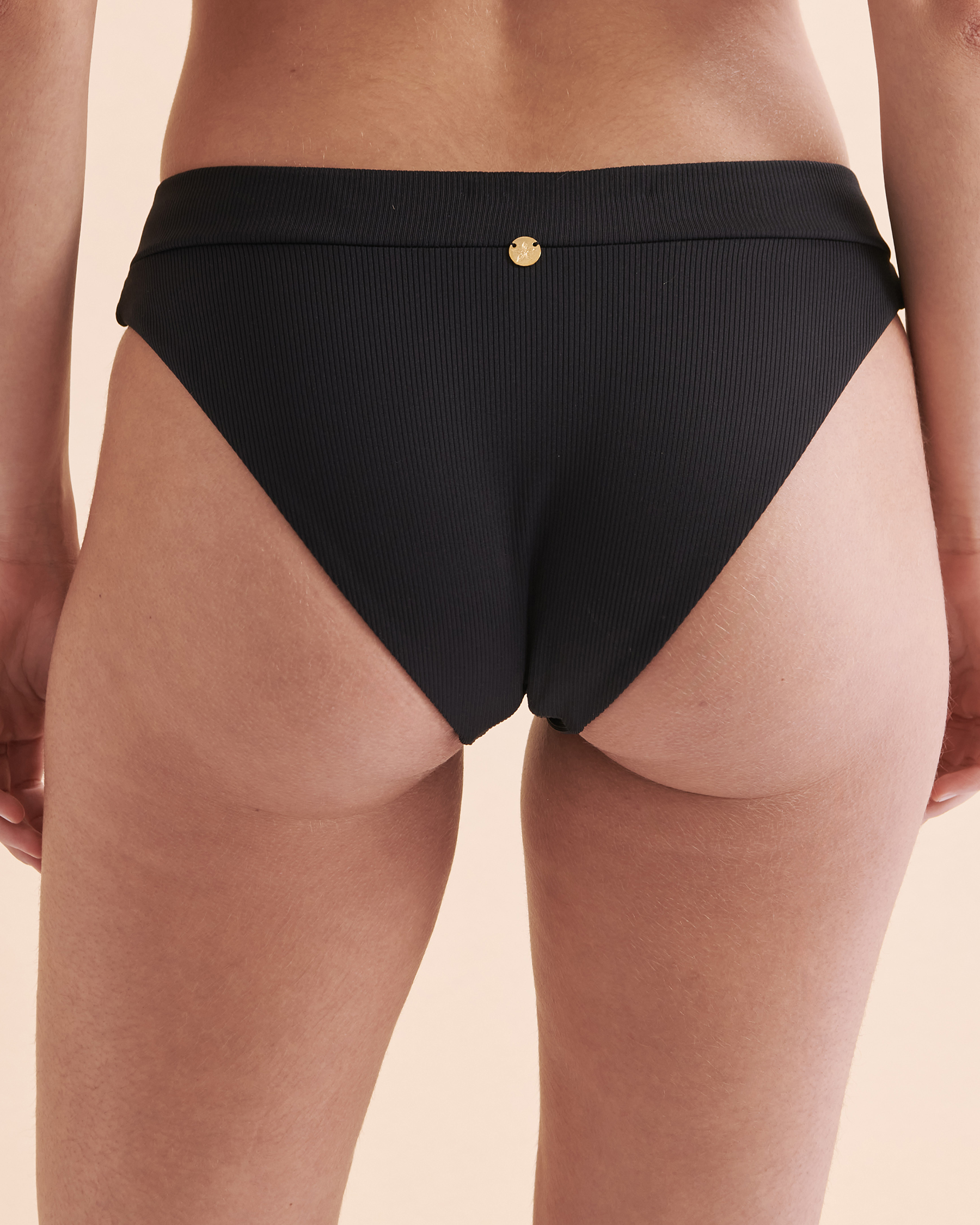 QUINTSOUL Malibu Textured Crossed Waistband Bikini Bottom Black Q24835585 - View2