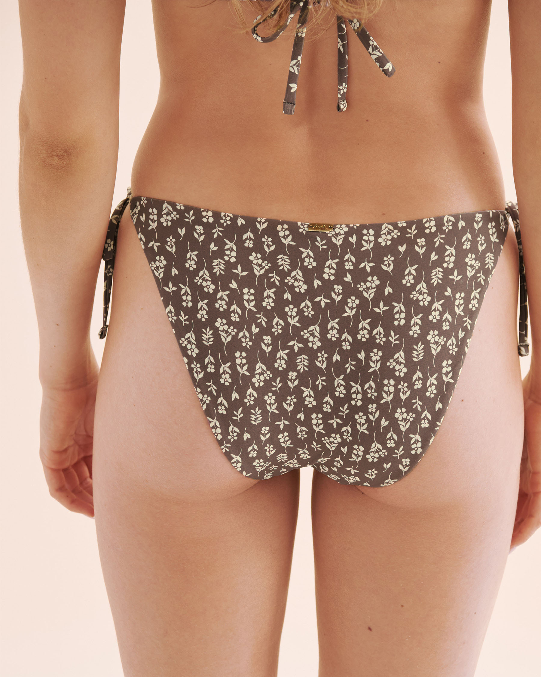 TROPIK Floral Low-Rise Brazilian Bikini Bottom Brown and white 01300504 - View4