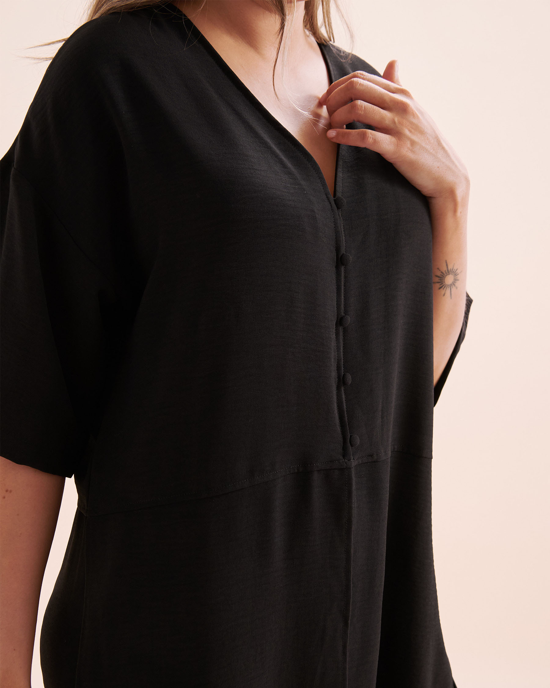 EVERYDAY SUNDAY Short Sleeves Front Tie Cover Up Shirt Black ESBEAW05868A - View7